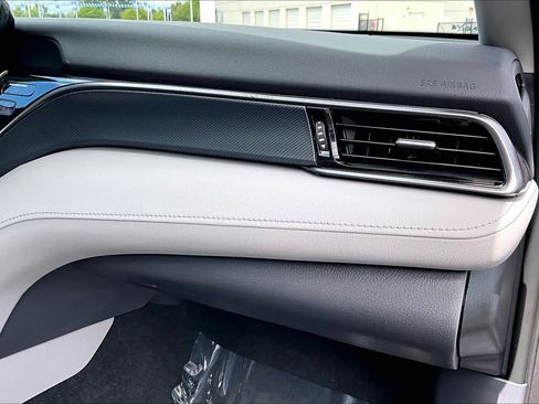 Used 2023 Toyota Camry LE w/ Convenience Package image 18