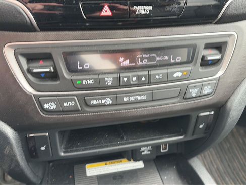 Used 2023 Honda Passport TrailSport image 26