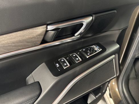 Used 2022 Kia Telluride EX w/ EX Premium Package AWD/4WD image 12