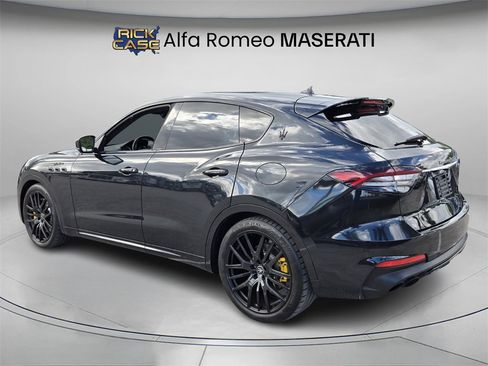 Used 2022 Maserati Levante Modena image 7