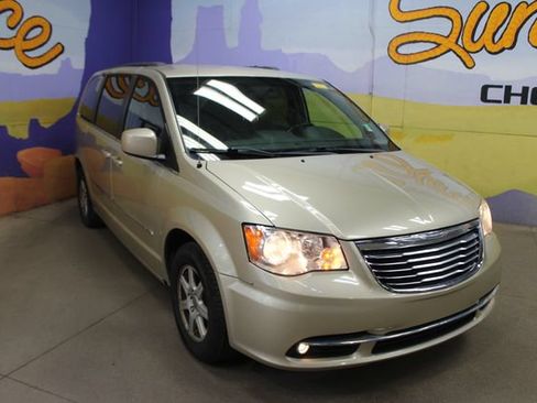 Used 2011 Chrysler Town & Country Touring w/ Security Group FWD image 2