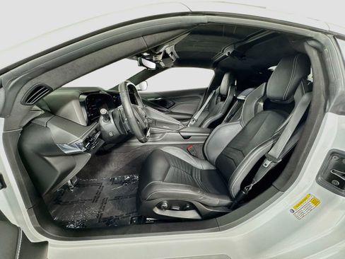 Used 2023 Chevrolet Corvette Z06 w/ Stealth Interior Trim Package RWD image 12
