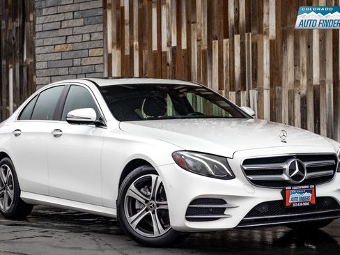 Used 2019 Mercedes-Benz E 300 4MATIC w/ Premium 1 Package image 8