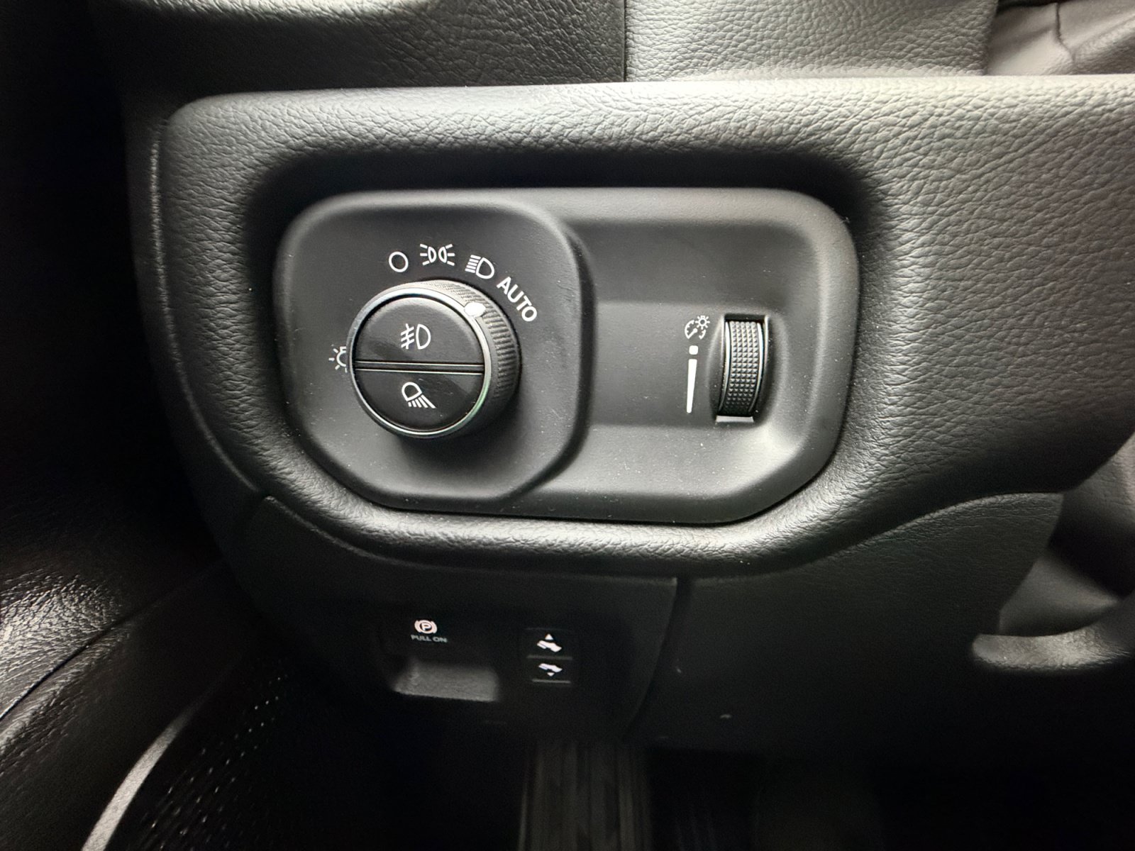New 2026 RAM 1500 Big Horn AWD/4WD image 29