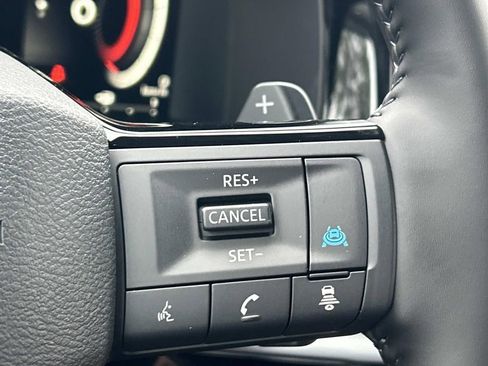 New 2026 Nissan Pathfinder Platinum AWD/4WD image 28