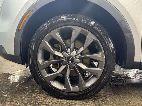Used 2021 Kia Sorento SX Prestige AWD/4WD image 9