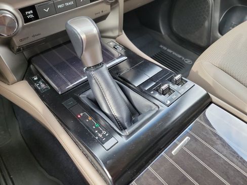 Used 2021 Lexus GX 460 Premium AWD/4WD image 22