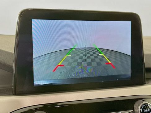 Certified 2021 Ford Escape SEL FWD image 18