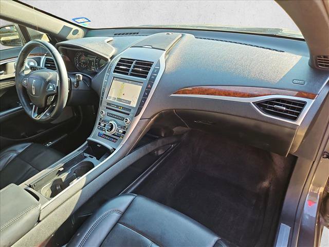 Used 2020 Lincoln MKZ Reserve w/ Luxury Package FWD image 22