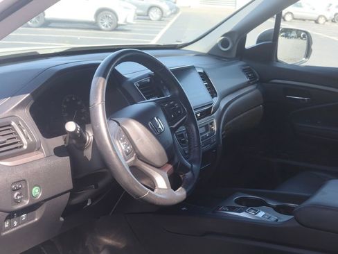 Used 2025 Honda Ridgeline RTL image 7