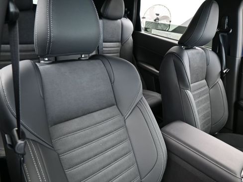 New 2026 Mitsubishi Outlander SE image 41