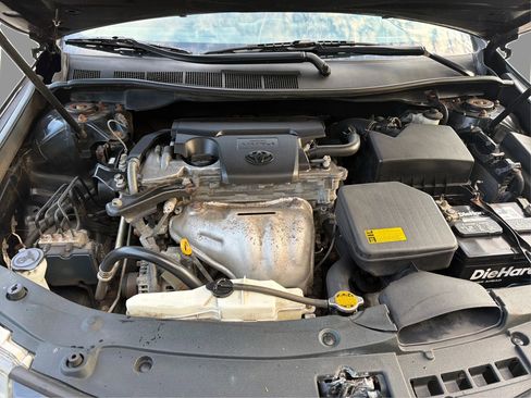 Used 2012 Toyota Camry SE FWD image 24