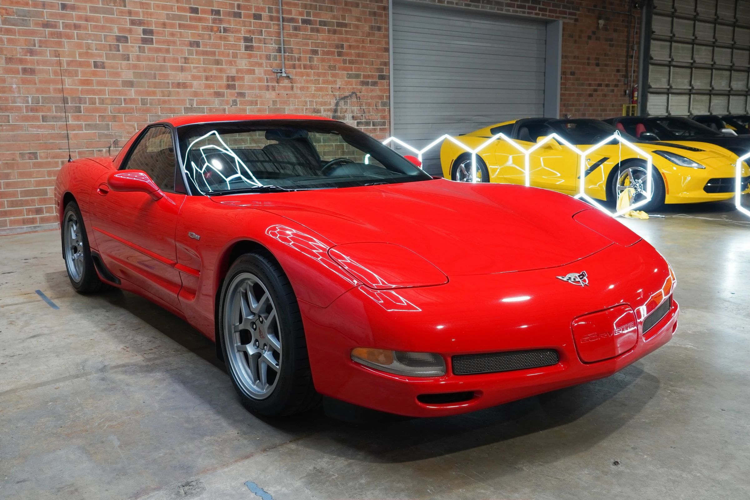 Used 2003 Chevrolet Corvette Z06 w/ Memory Package, 3 Drivers RWD image 3
