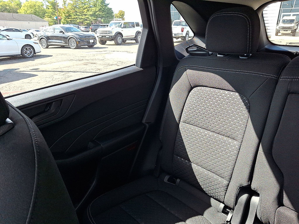 Certified 2023 Ford Escape Active w/ Tech Pack #1 AWD/4WD image 12