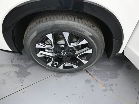 New 2026 Honda HR-V EX-L image 33