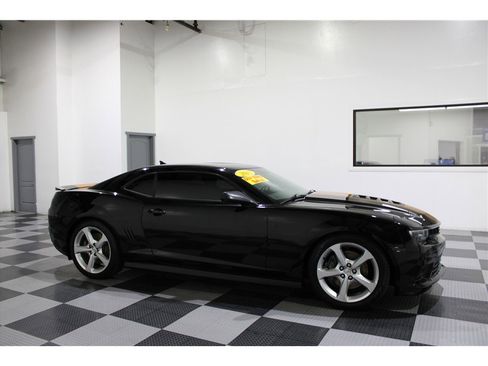 Used 2015 Chevrolet Camaro SS w/ RS Package image 1
