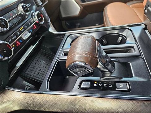 Used 2025 Ford F150 King Ranch w/ FX4 Off-Road Package image 15