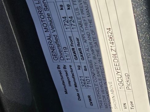 Used 2020 Chevrolet Silverado 1500 RST w/ Trailering Package image 23