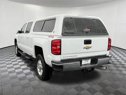 Used 2017 Chevrolet Silverado 2500 LT image 4