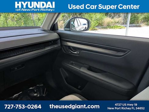 Used 2024 Honda CR-V LX image 18