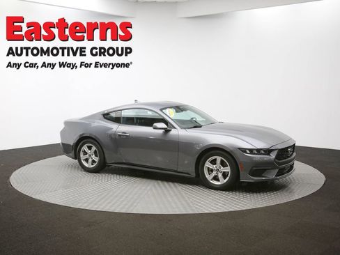 Used 2024 Ford Mustang Coupe image 44