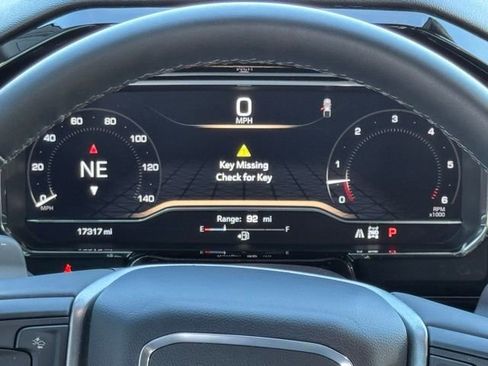 Used 2024 GMC Sierra 1500 Elevation w/ Elevation Premium Package image 3