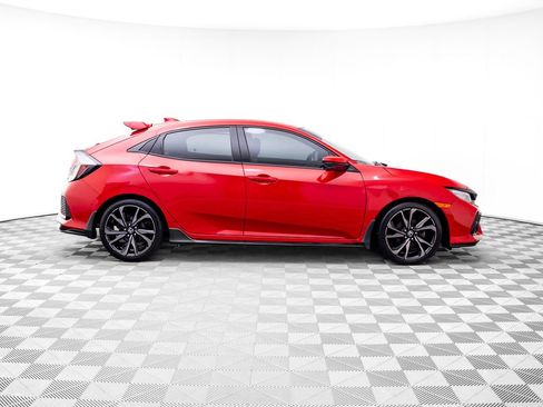 Used 2018 Honda Civic Sport Touring image 8
