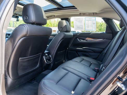 Used 2016 Cadillac XTS Luxury w/ Driver Awareness Package image 22