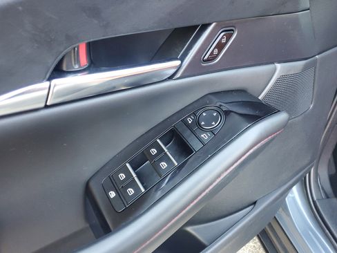 Used 2025 MAZDA CX-30 AWD 2.5 S w/ Preferred Package image 18