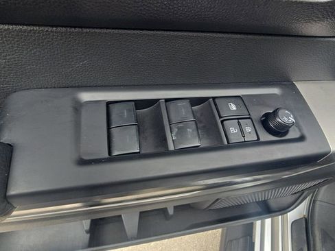 Used 2024 Toyota Tundra SR5 AWD/4WD image 28