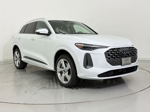 New 2026 Audi Q5 Premium Plus image 7