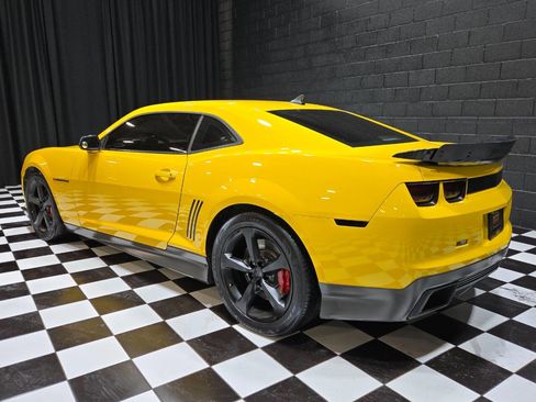 Used 2010 Chevrolet Camaro SS w/ LPO, Ground Effects Package image 8