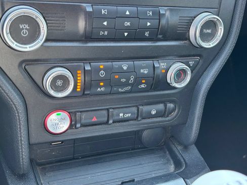 Used 2019 Ford Mustang GT RWD image 7