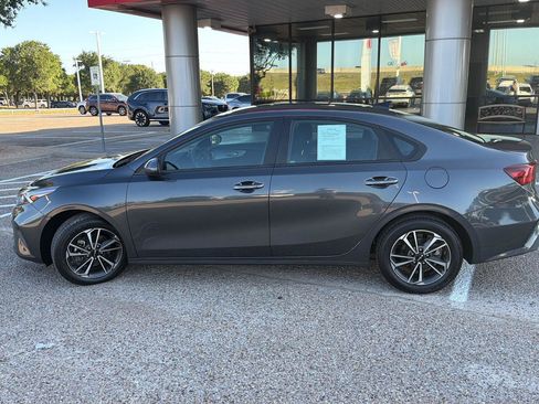 Used 2024 Kia Forte LXS FWD image 6