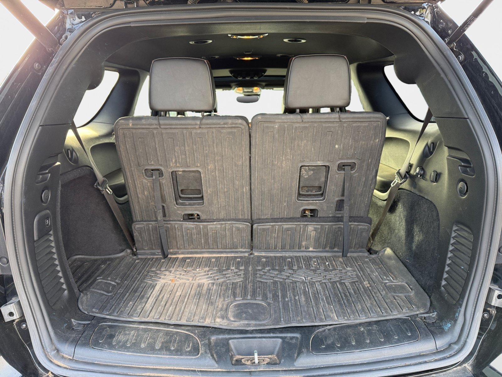 Used 2023 Dodge Durango R/T w/ Tow 'N Go Package AWD/4WD image 21