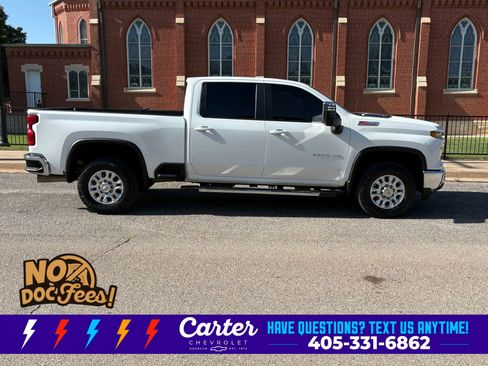 Used 2024 Chevrolet Silverado 2500 LT AWD/4WD image 30