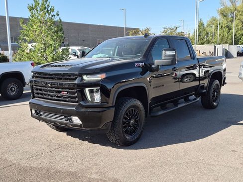 Used 2022 Chevrolet Silverado 3500 LTZ w/ LTZ Plus Package AWD/4WD image 8