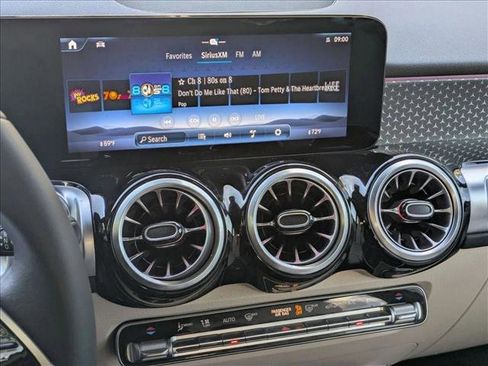 Certified 2025 Mercedes-Benz GLB 250 image 14