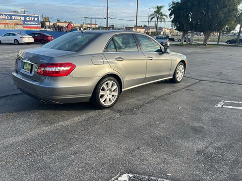 Used 2012 Mercedes-Benz E 350 4MATIC Sedan image 20