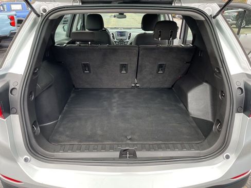 Used 2020 Chevrolet Equinox LS image 35