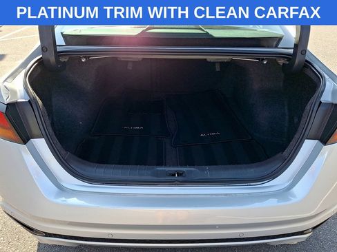 Used 2019 Nissan Altima 2.0 Platinum FWD image 30