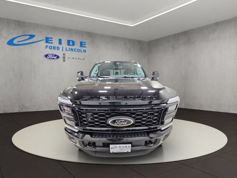 New 2026 Ford F350 Lariat w/ Black Appearance Package AWD/4WD image 3
