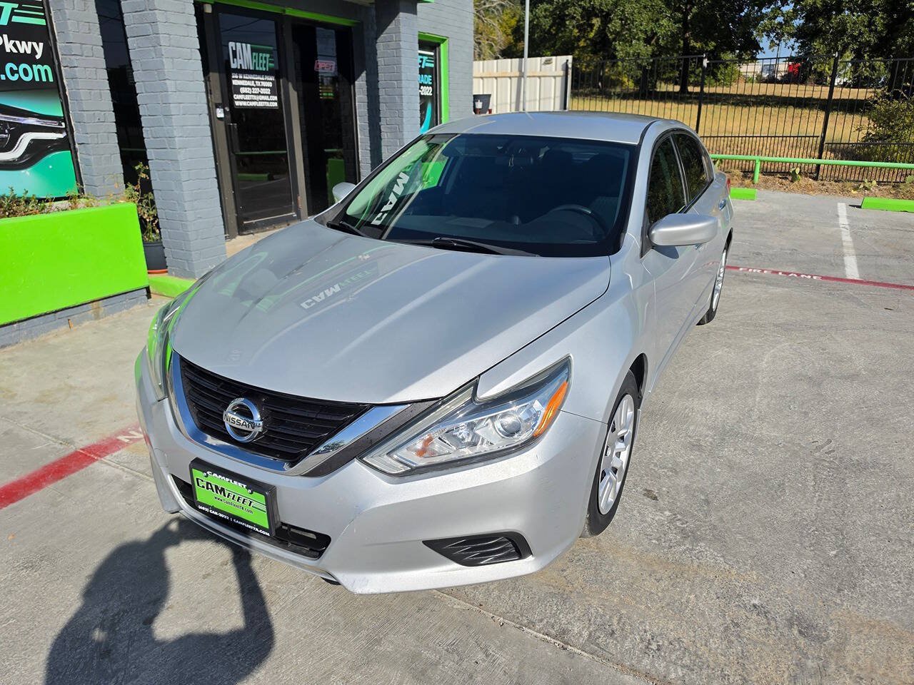 Used 2016 Nissan Altima 2.5 S w/ Power Driver Seat Package FWD image 3