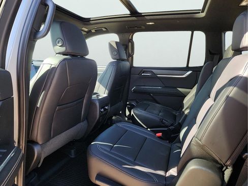 New 2026 GMC Acadia Elevation w/ Super Cruise Package FWD image 18