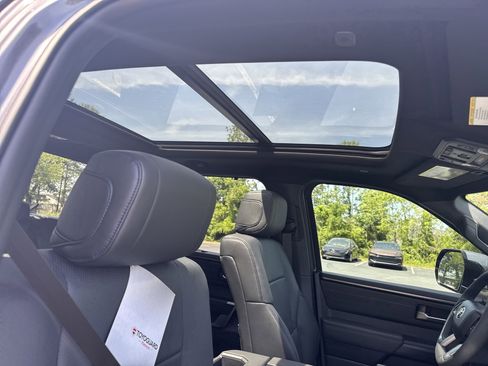 New 2026 Toyota Tundra Platinum AWD/4WD image 39