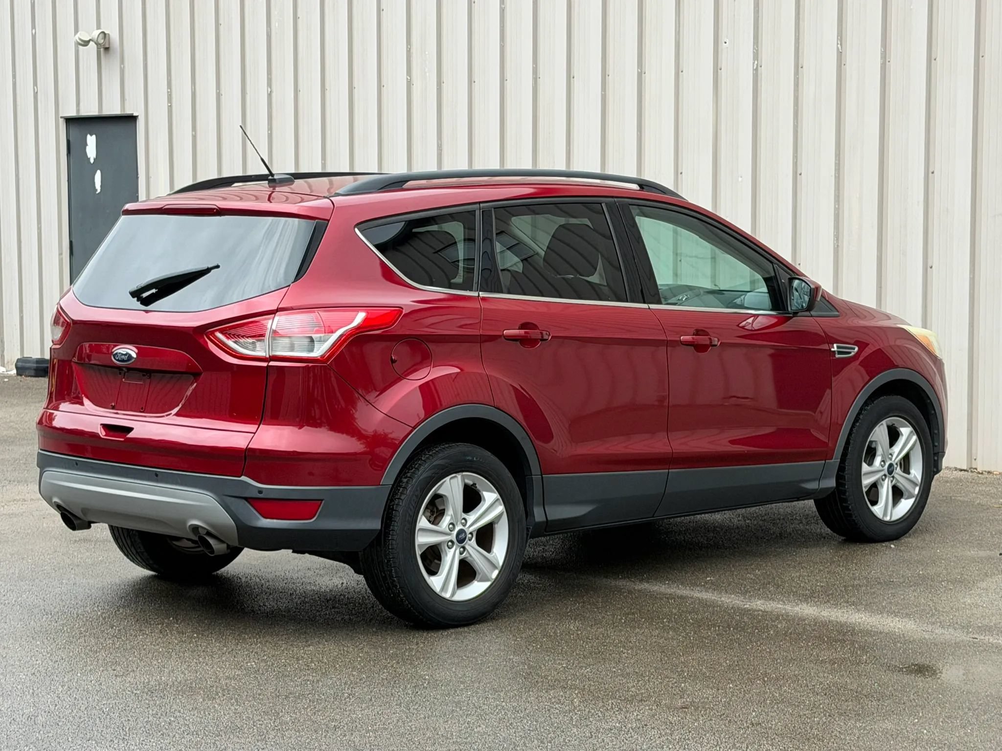 Used 2014 Ford Escape SE w/ Equipment Group 201A FWD image 7