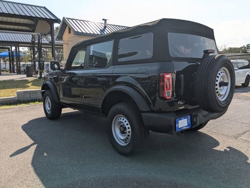 New 2025 Ford Bronco 4-Door image 6