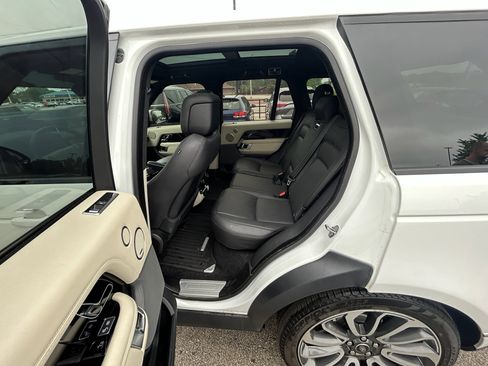 Used 2019 Land Rover Range Rover HSE AWD/4WD image 6