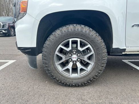 Used 2021 GMC Canyon AT4 w/ Driver Alert Package AWD/4WD image 10