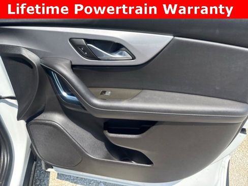 Used 2023 Chevrolet Blazer LT w/ Convenience Package image 11